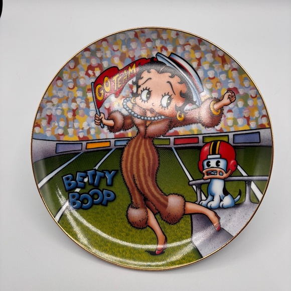 Danbury Mint Betty Boop Homecoming Queen Football Collector's Plate - Picture 1 of 8